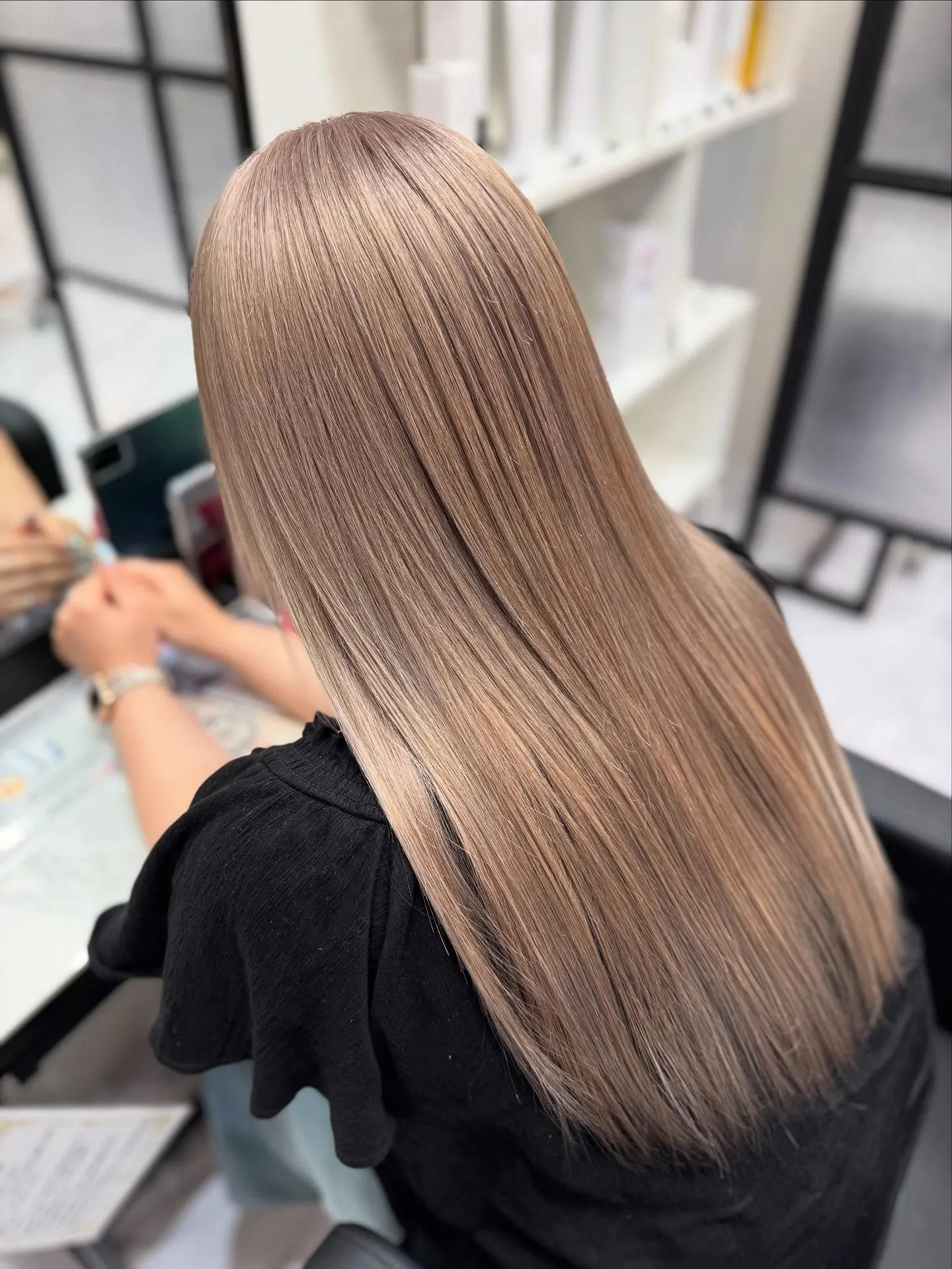 ✴︎lamchele✴︎ミルクティーグレージュ×ブリーチカラ...