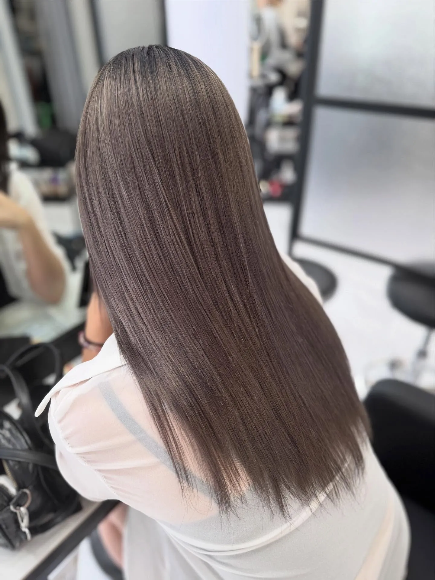 ✴︎lamchele✴︎シルバーグレージュ×ブリーチカラー