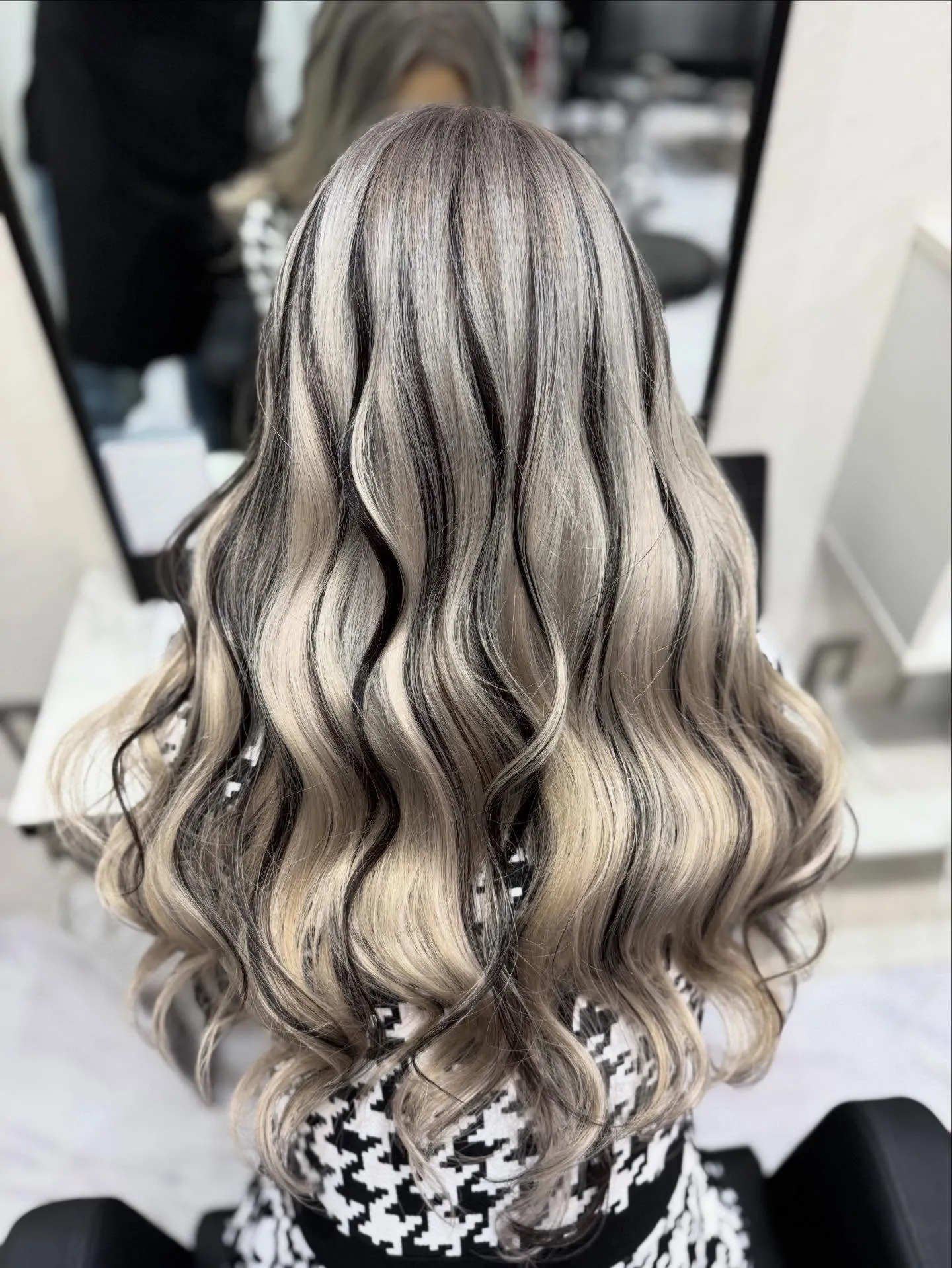 ✴︎lamchele✴︎ホワイトグレージュ×シールエクステ