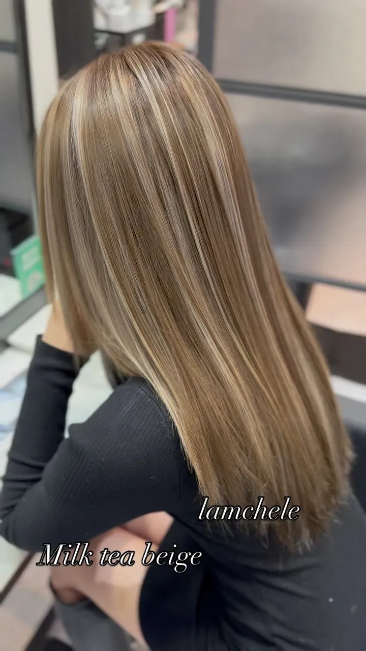 ✴︎lamchele✴︎ミルクティーベージュ×ホワイトハイラ...