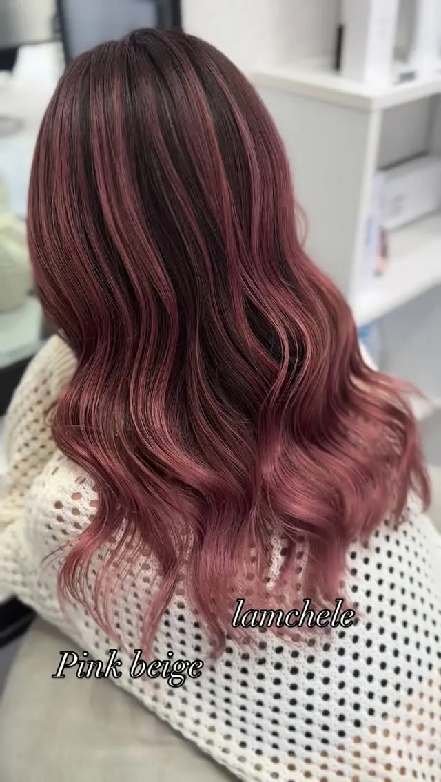 ✴︎lamchele✴︎ピンクベージュ×バレイヤージュ