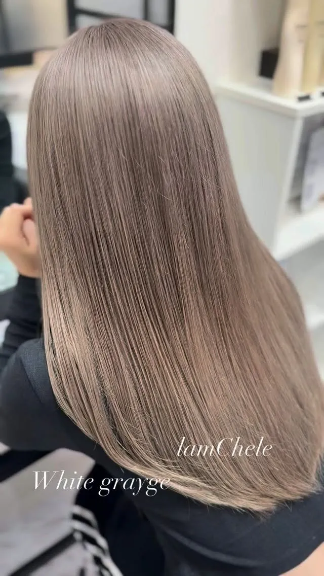 ✴︎lamchele✴︎ホワイトグレージュ×ブリーチカラー